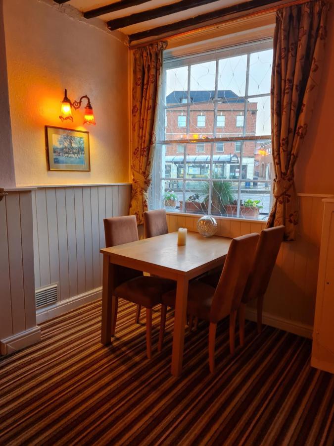 The Pelican Inn Devizes Bagian luar foto