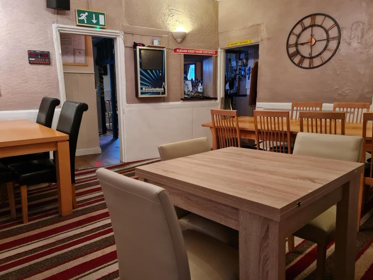 The Pelican Inn Devizes Bagian luar foto