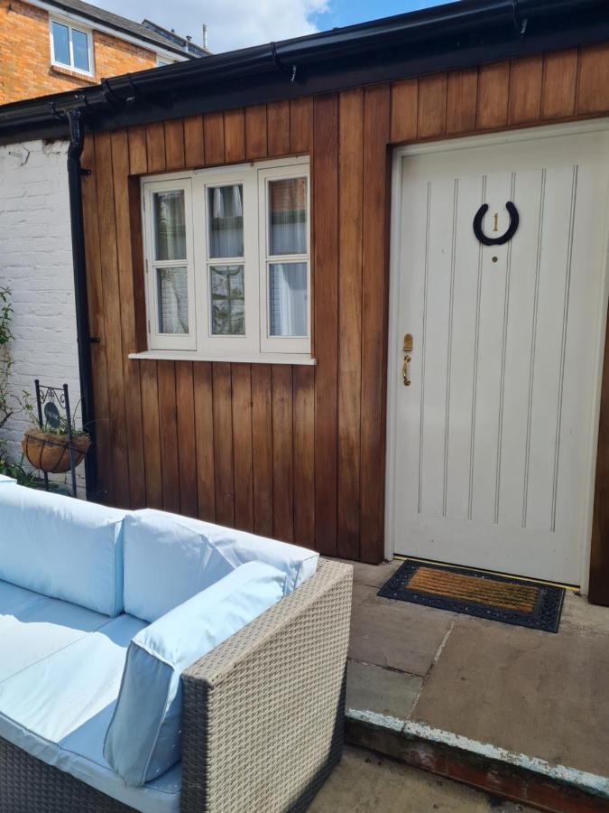 The Pelican Inn Devizes Bagian luar foto