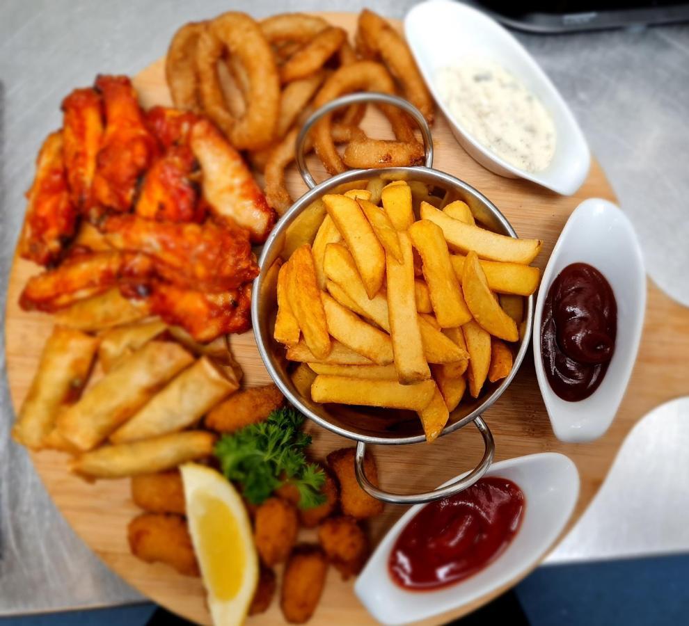 The Pelican Inn Devizes Bagian luar foto