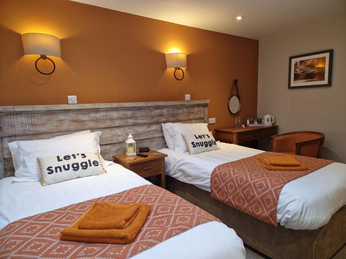 The Pelican Inn Devizes Bagian luar foto
